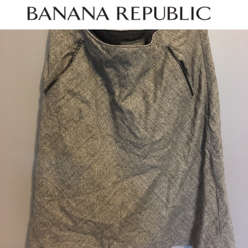 Banana Republic lightweight 100%wool skirt sz12
